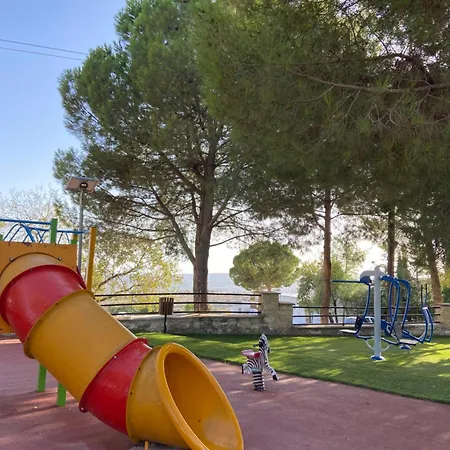 Case de vacanță Lofitiko *