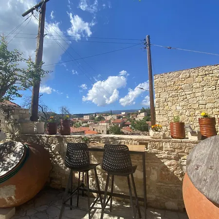 Holiday home Lofitiko Lofou