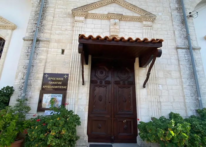 Lofitiko Semesterbostad *