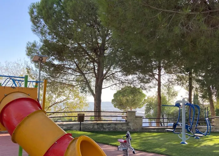 Semesterbostad Lofitiko *