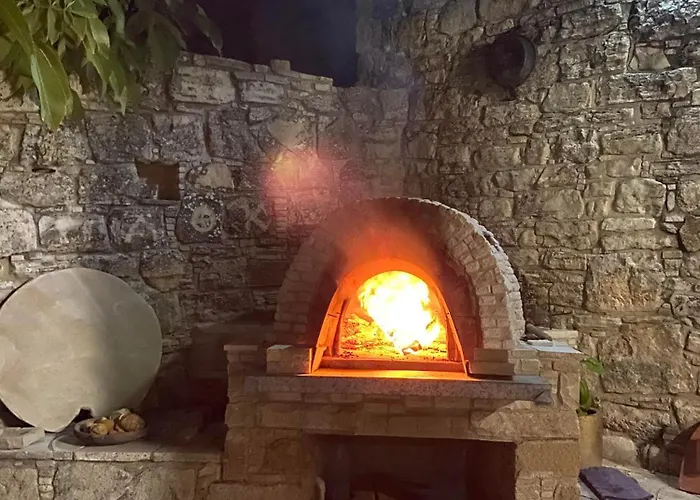 別荘 Lofitiko ロフウ