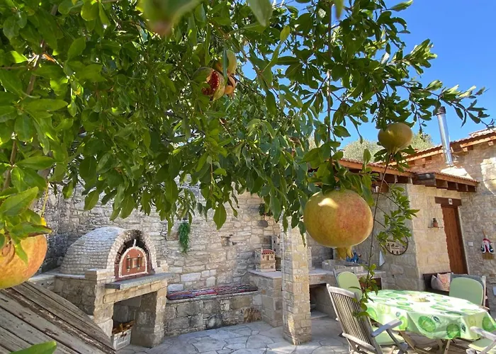 別荘 Lofitiko ロフウ