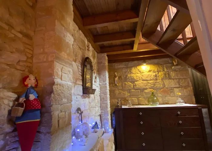 Semesterbostad Lofitiko Lofou