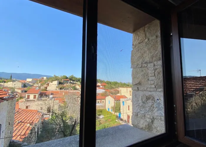 Lofitiko Holiday home *